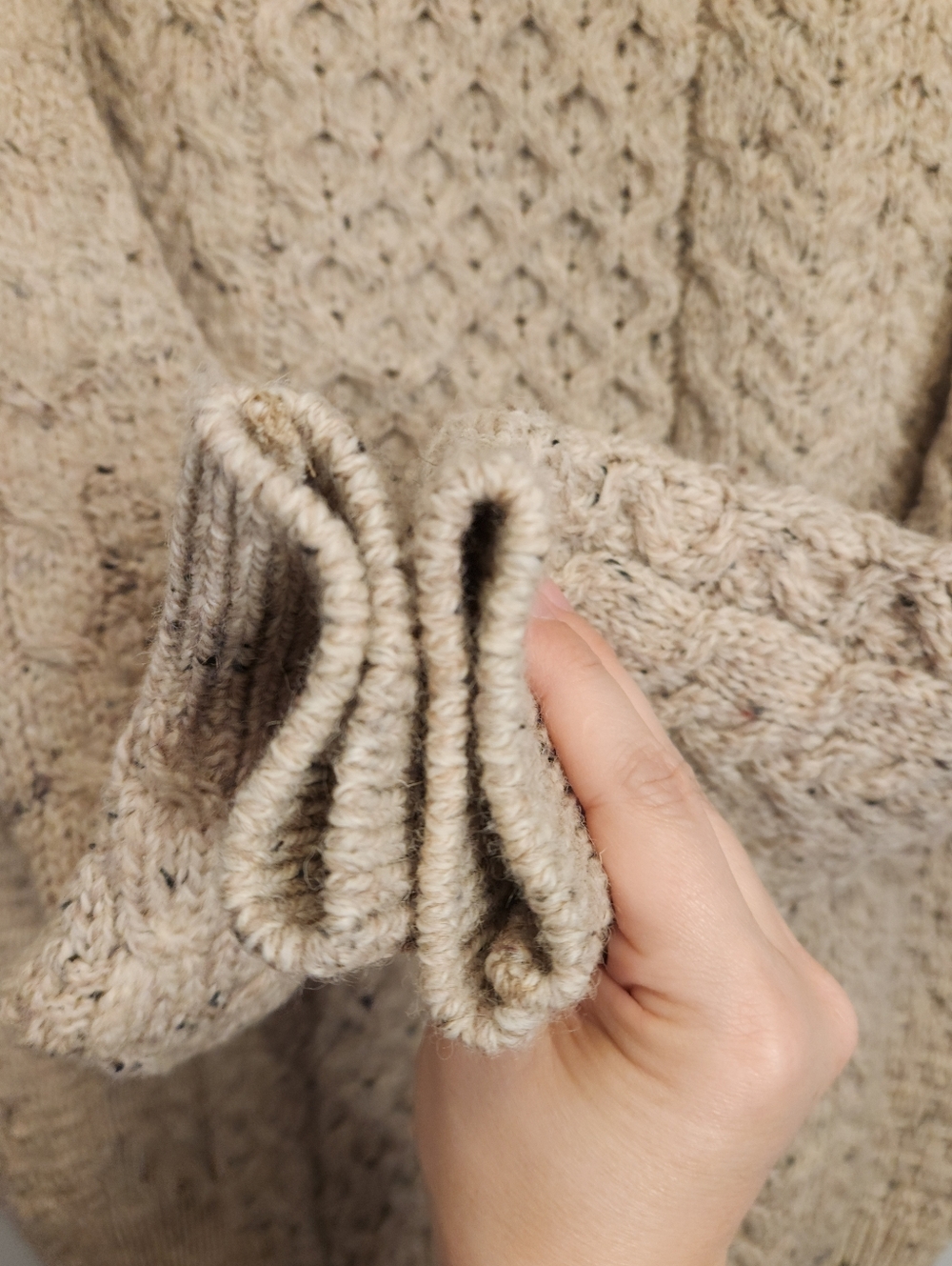 Aran Woolen Mills 100% Pure New Wool Sweater Size Large. Made In Ireland! - Picture 11 of 11